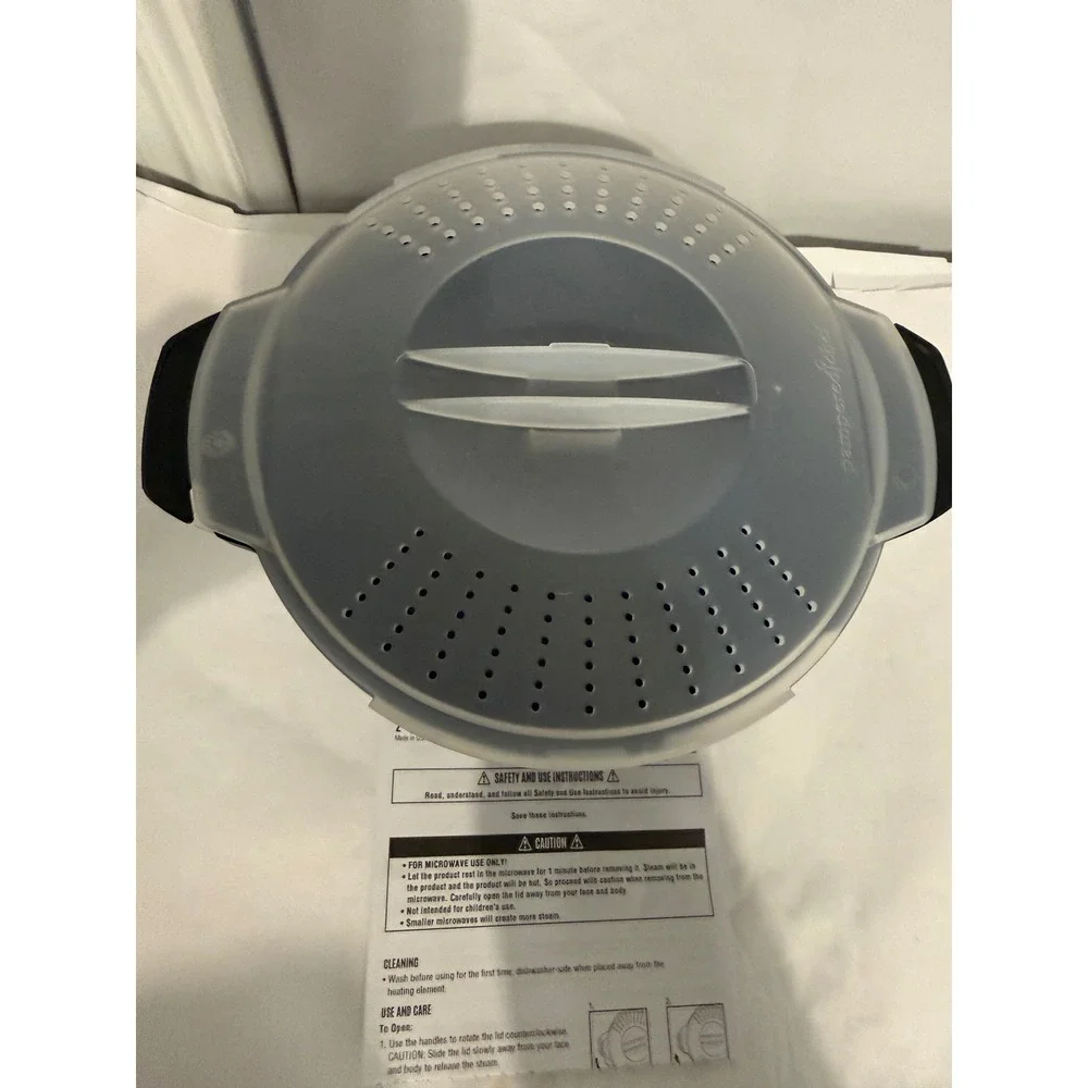 Pampered‎ Chef 2 Quart Micro-Cooker 100009 Black Microwave Steamer Strainer Lid